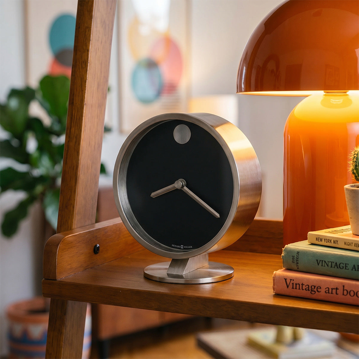 Shelf accents